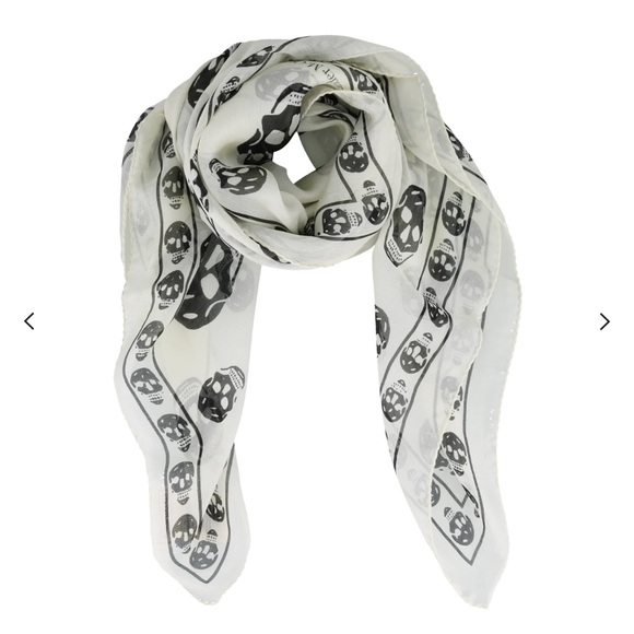 Alexander McQueen Silk Skull Scarf - Picture 1 of 3
